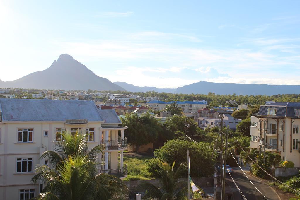 Flic En Flac Beach Penthouse Εξωτερικό φωτογραφία